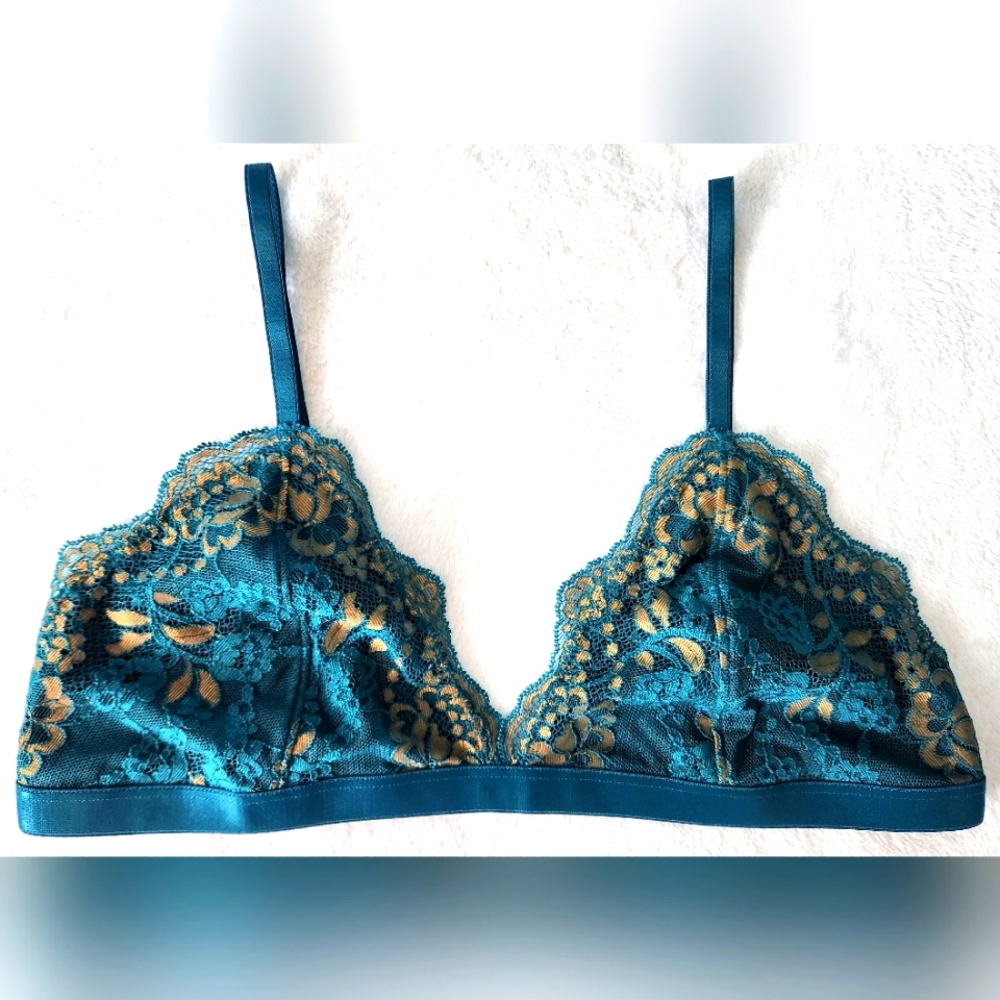 Express lace bralette